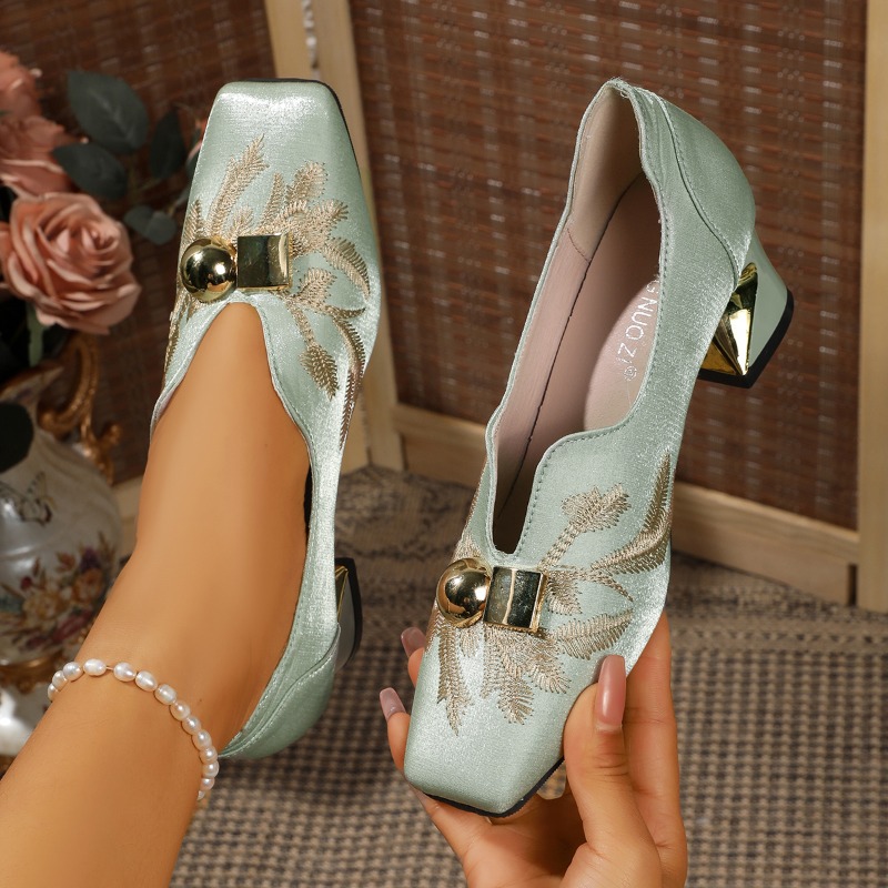 Slip Dress Satin - Sepatu Wanita Terbaru 2026, Hak Blok